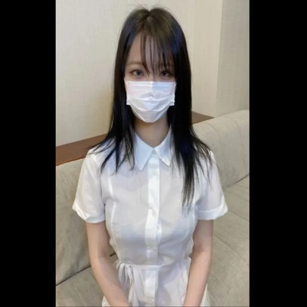 FC2 PPV 3070507 【４本 計220分／無 】3480→2480　整った顔＆美巨乳＆スタイル抜群。どこか暗めな女に大量子種を顔面にぶっかけてきた。