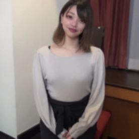 FC2 PPV 3112800 女は愛嬌！エロカワすぎて中に外に2連発発射！！